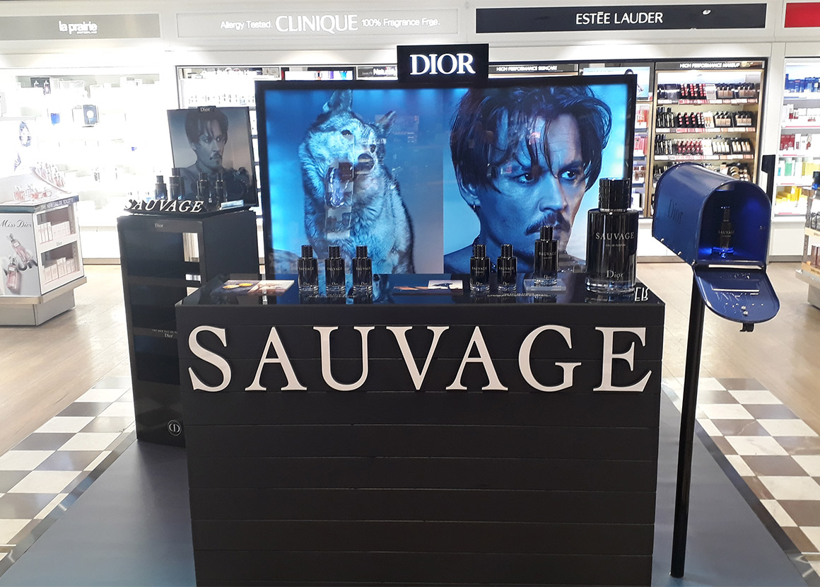 PLV Parfum Homme Dior Sauvage Travel Retail - Groupe ELBA