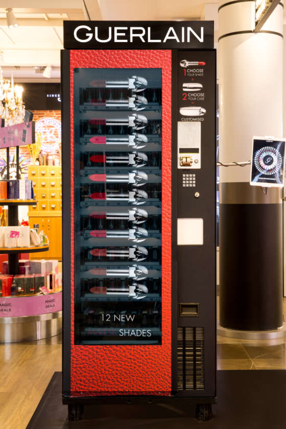 Vending machine Guerlain - Plv digitale innovante - Groupe Elba