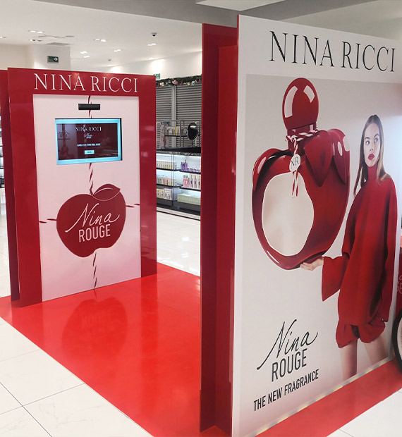 Projet Nina Ricci Réalitée Augmentée Nina Rouge - Groupe ELBA