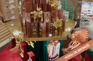 Lacoste Ricky Regal Pop-up POPAI Bronze - ELBA Group